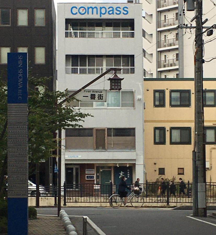 長野市コンパスアパートメント エクステリア 写真